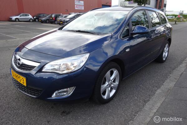Opel Astra Sports Tourer 1.4 Turbo Edition