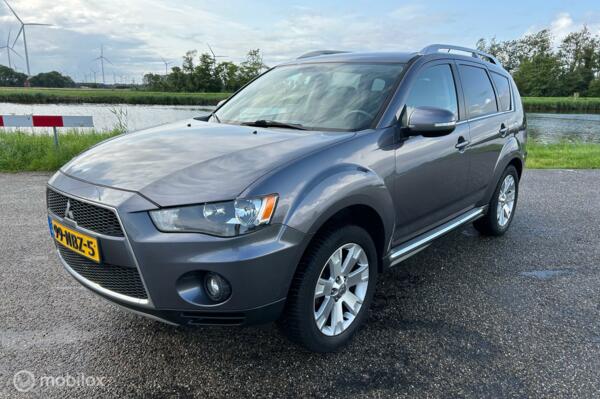 Mitsubishi Outlander 2.0  Youngtimer Intro Edition