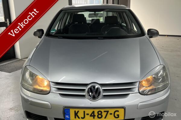 Volkswagen Golf 1.6 FSI Sportline grote scherm