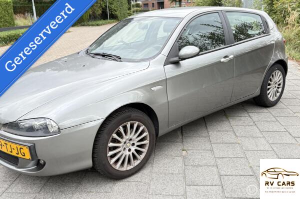 Alfa Romeo 147 1.6 T.Spark Veloce 13 maanden Apk