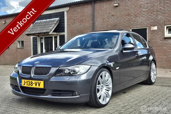 BMW 3-serie 325i Executive PDC Xenon Navi Dak 19INCH