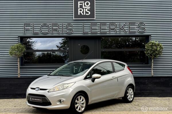 Ford Fiesta 1.25 | Ghia | PDC | Airco | Nieuwe apk !