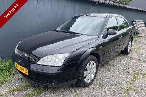Ford Mondeo 1.8-16V Collection NW APK Inruilkoopje!!!