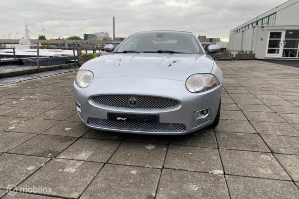 Jaguar XKR 4.2 Supercharged V8 Convertible