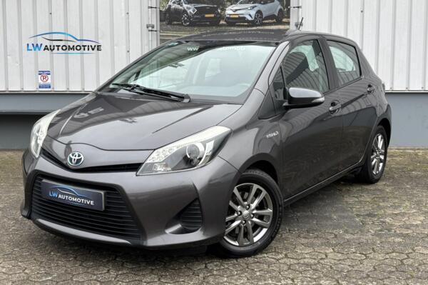 Toyota Yaris 1.5 Full Hybrid Aspiration | Navigatie | Camera | 15 inch velgen