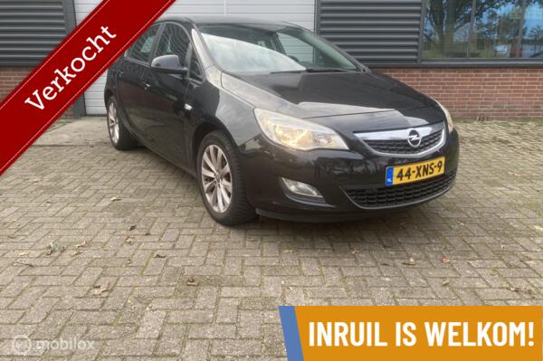 Opel Astra 1.4 Turbo Cosmo NIEUWE APK