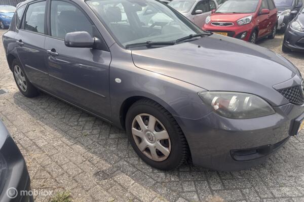 Mazda 3 1.6 S-VT Touring