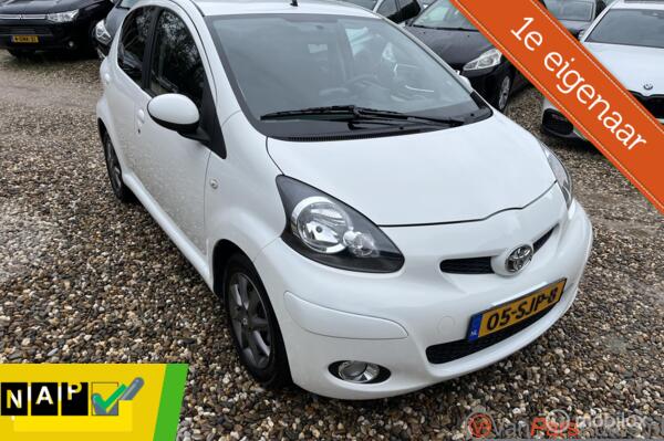 Toyota Aygo 1.0-12V Dynamic Navigator,Airco,5drs,1e eigenaar