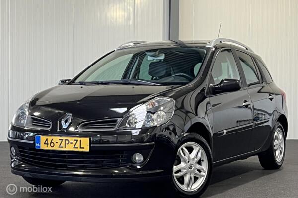 Renault Clio Estate 1.6-16V Dyn. AUTOMAAT [ trekhaak pano NAP ]