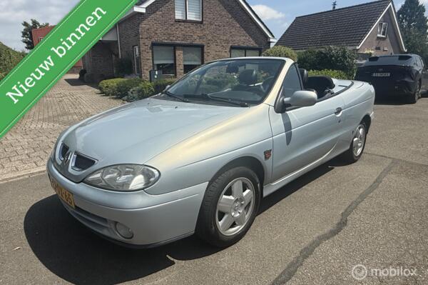 Te koop Renault Megane Cabrio 1.6-16V Sport-Nieuwe apk