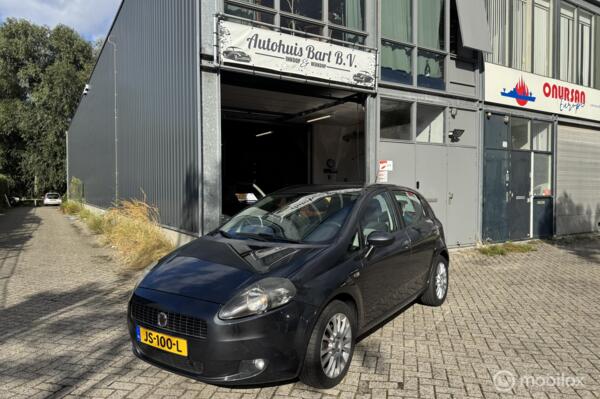 Fiat Grande Punto 1.4 Active Airco! 5 deuren! Nieuwe APK! NAP Rapport!