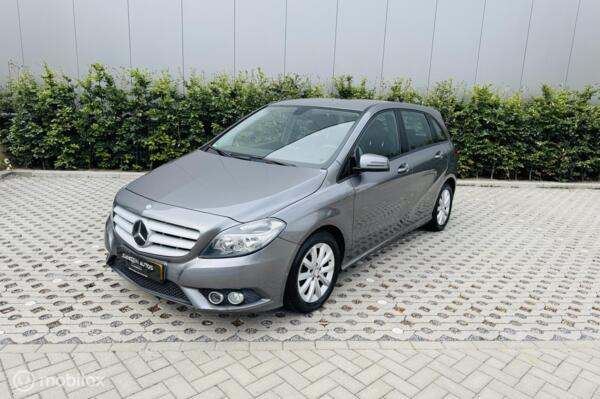 Mercedes B-klasse 180 Ambition Clima Trekhaak