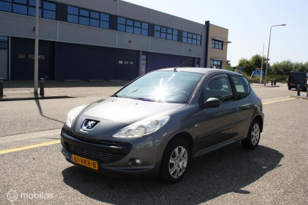 Peugeot 206 + 1.4 XS Airco , nieuwe APK & Koppeling