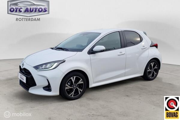 Toyota Yaris 1.5 Hybride Style Edition apple carplay stuur en stoelverwarming camera garantie nieuw