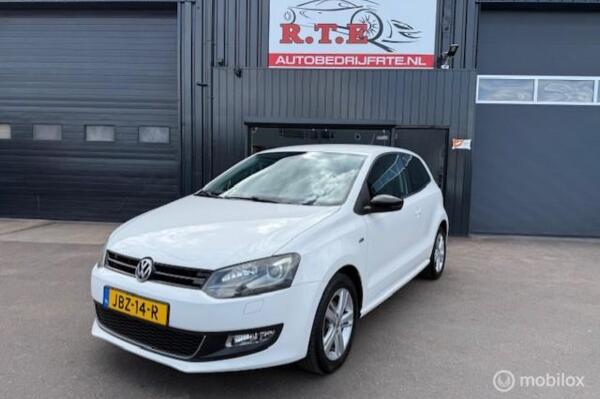 Volkswagen Polo 1.2 TSI Highline MATCH ( vol jaar apk )