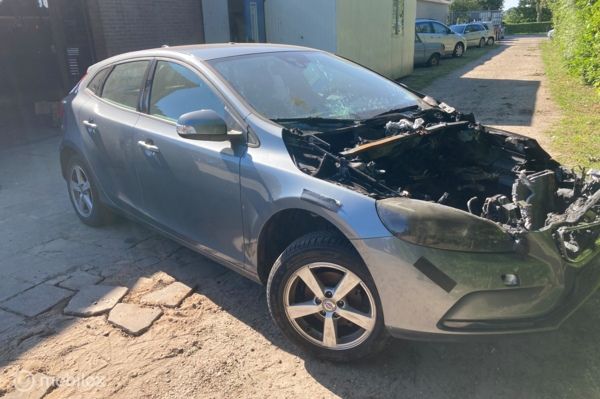 Volvo V40 2.0 D2 Momentum Business