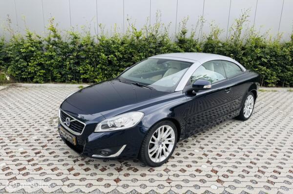 Volvo C70 Convertible 2.5 T5 Kinetic Leder Pdc 230PK Navi