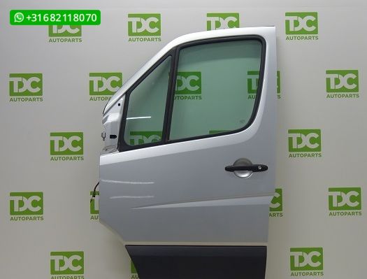 Mercedes Sprinter W906 (06-18) Voorportier links zilvergrijs