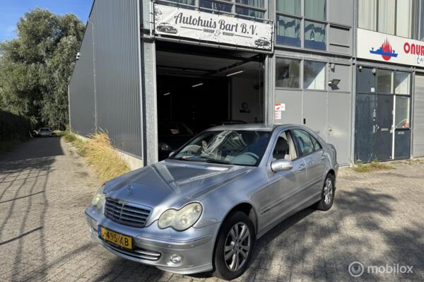 Mercedes C-klasse 200 K. Elegance Automaat! Nieuwe APK! NAP Rapport!