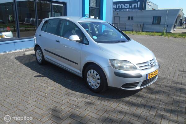 Volkswagen Golf 1.6 FSI Turijn Geringe Km stand!! Automaat!!