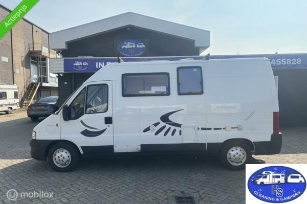 Camper bus Fiat Adria