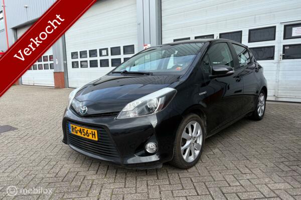 Toyota Yaris 1.5 Full Hybrid Dynamic VERKOCHT/VERKOCHT/VERKOCHT