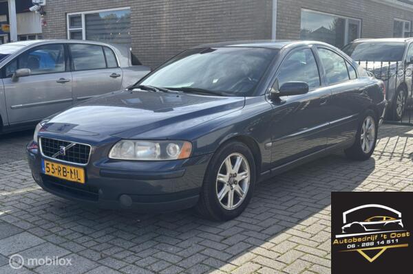 Volvo S60 2.4 Kinetic| LPG | AIRCO | NW APK BIJ AFLEVERING |