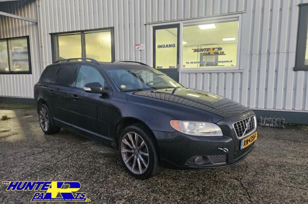 Volvo V70 2.4D Momentum Kleurcode 452