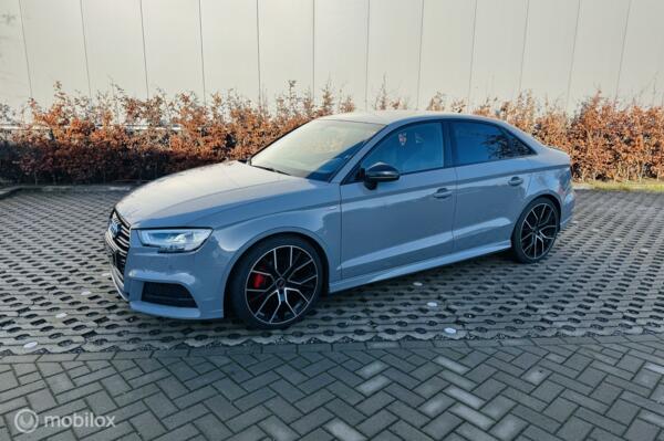 Audi A3 Limousine 2.0TDI 3xSline virtueel cockpit rs stoelen