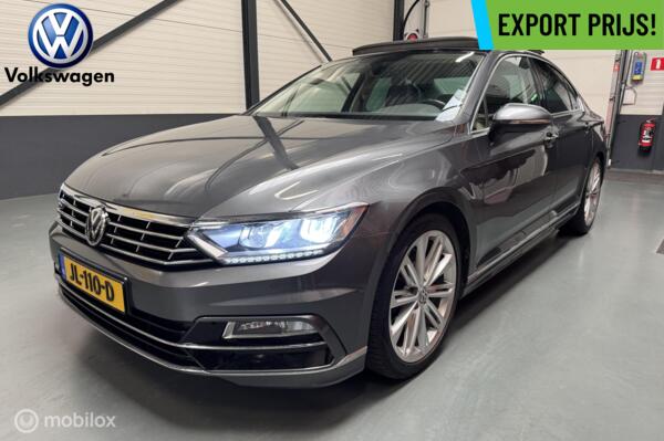 Volkswagen Passat 2.0 TDI Connected Series Plus|R-Line|Pano