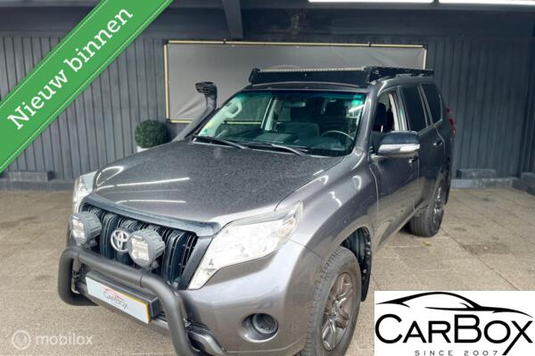 Toyota Land Cruiser 2.8 D-4D-F LX Blind Van
