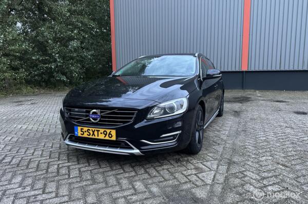 Volvo V60 2.4 D6 AWD Plug-In Hybrid Summum