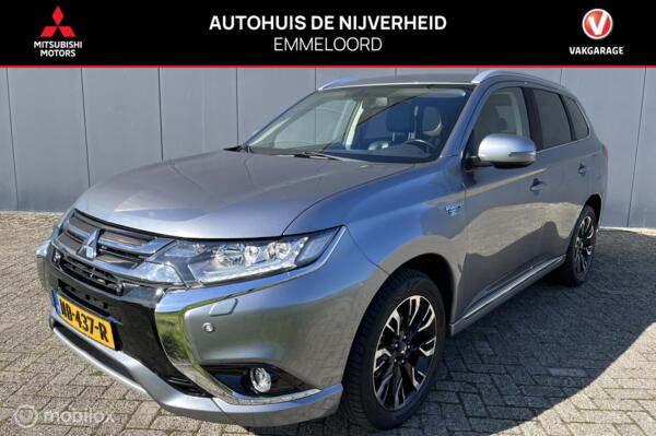 Mitsubishi Outlander 2.0 PHEV Premium tekhaak allseason banden