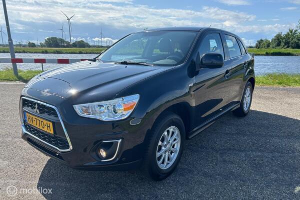 Mitsubishi ASX 1.6 Bright Cruise control / PC Voor en Achter