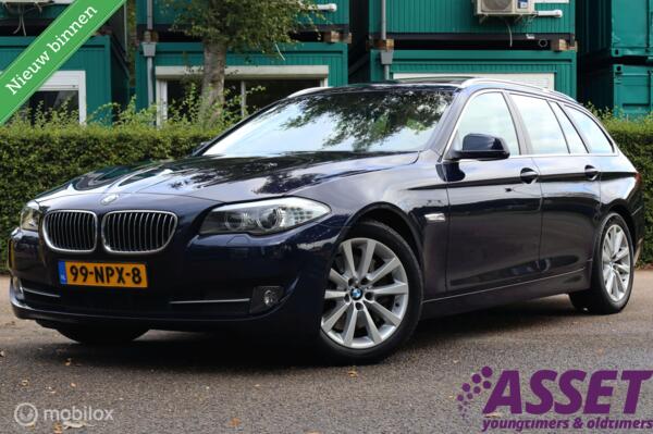 Youngtimer BMW 535i Touring aut High Ex pano | comfortstoel