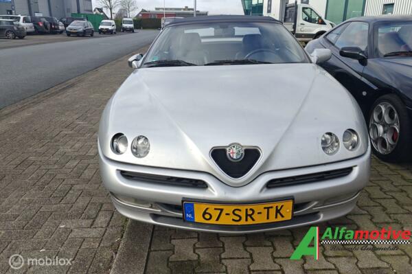 Alfa Romeo Spider 2.0-16V T.Spark L