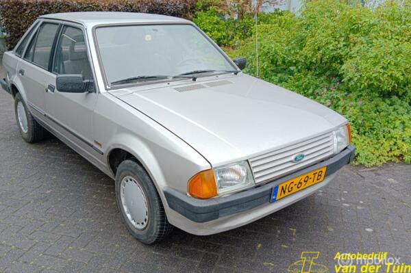 Ford Escort 1.1 Laser