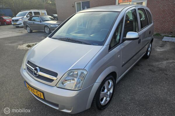 Opel Meriva 1.4-16V Cosmo