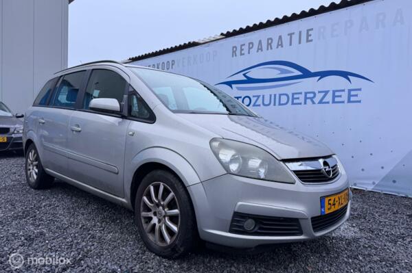 Opel Zafira 1.6 Executive