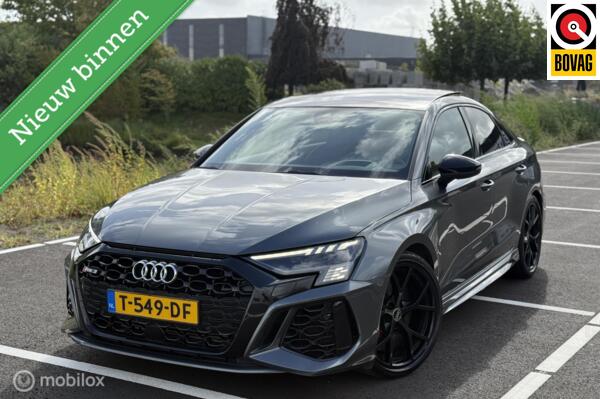 Audi RS 3 2.5 TFSI QUATTRO PANO|HUD|B&O|KERAMISCH|MASSAGE|