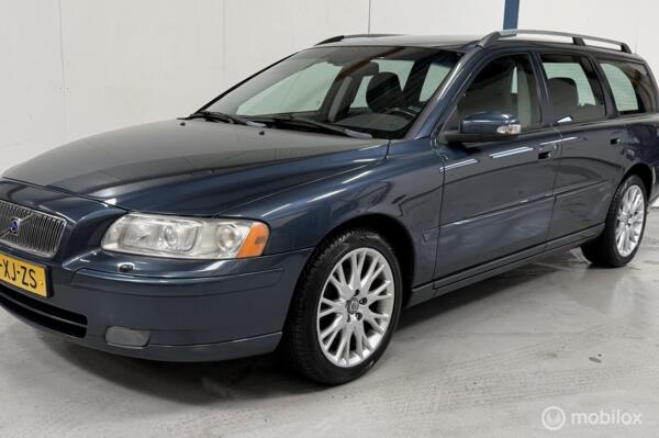 Volvo V70 2.4 Edition Sport NL-AUTO / COMPLEET ONDERHOUDEN