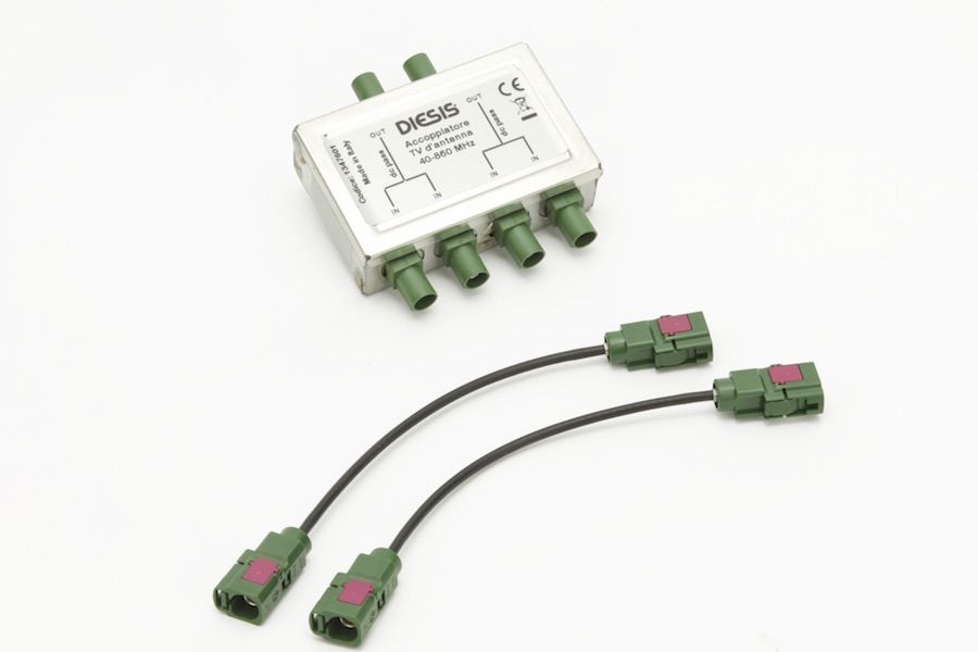 TV ANTENNA COUPLER TV ANTENNA COUPLER