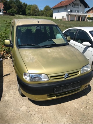 Citroen Berlingo 1.4 L Benzin