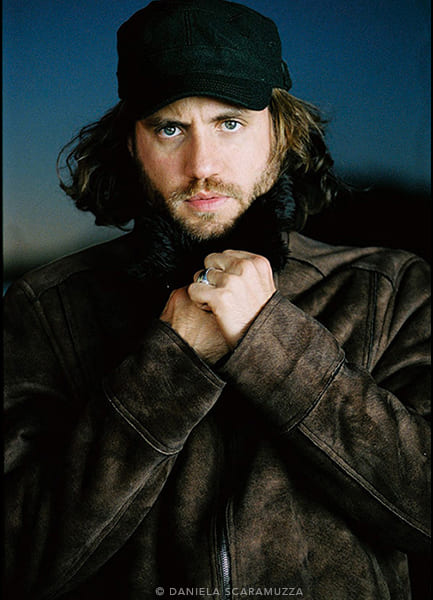PORTRAIT ACTOR EDGAR RAMIREZ BY PHOTOGRAPHER DANIELA SCARAMUZZA