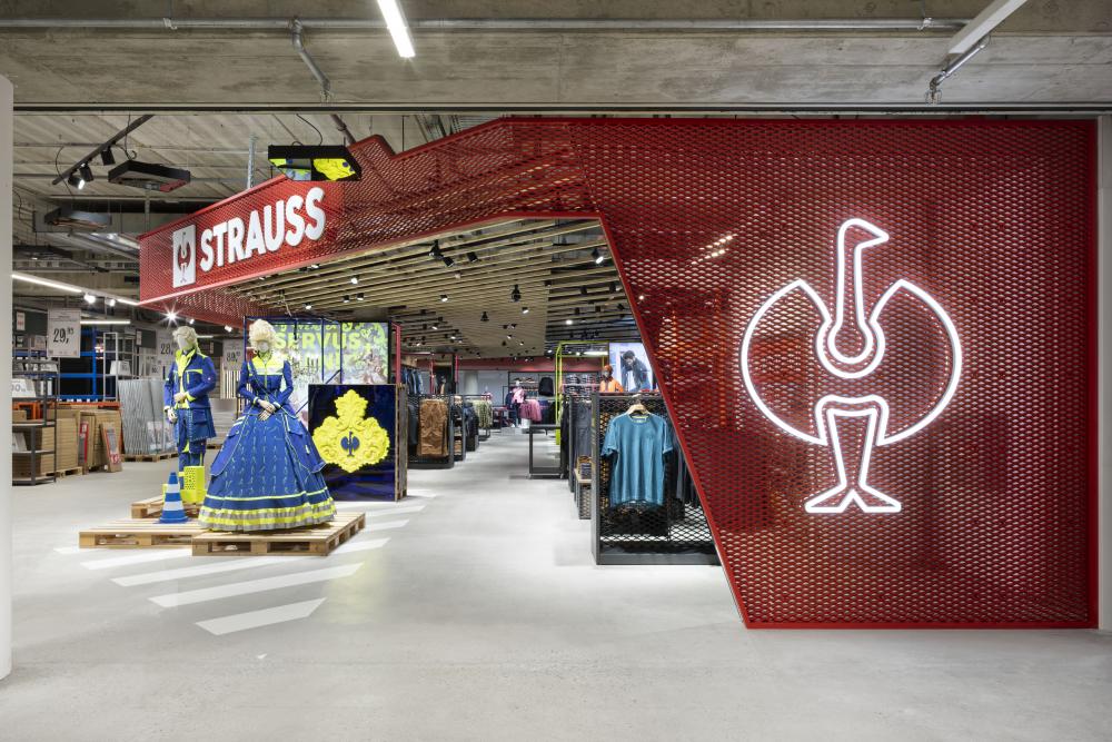 Verkaufsraum (© Strauss)