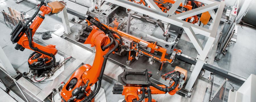 Roboter in einer Farbrik