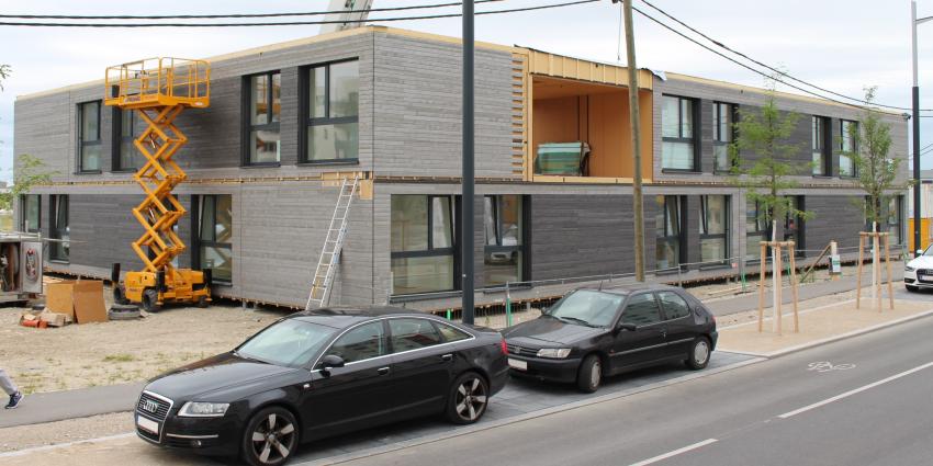 Blick auf Baustelle mit Baukastensystem
