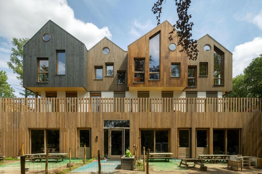 Bambusfassade: Kindergarten Mowgli baut biobasiert