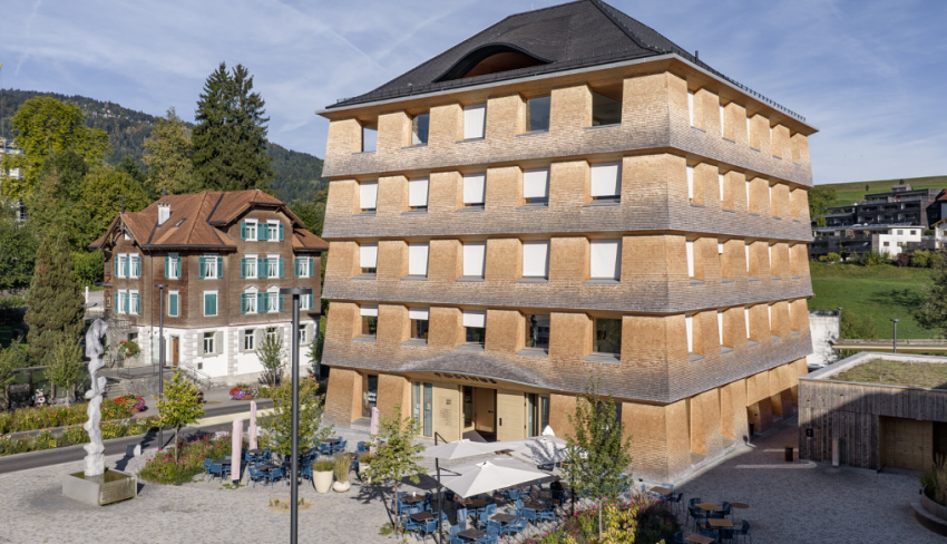 „Posthus“ Egg (Vorarlberg) Ersatzneubau und Neugestaltung der Dorfmitte (c) Kurt Hoerbst
