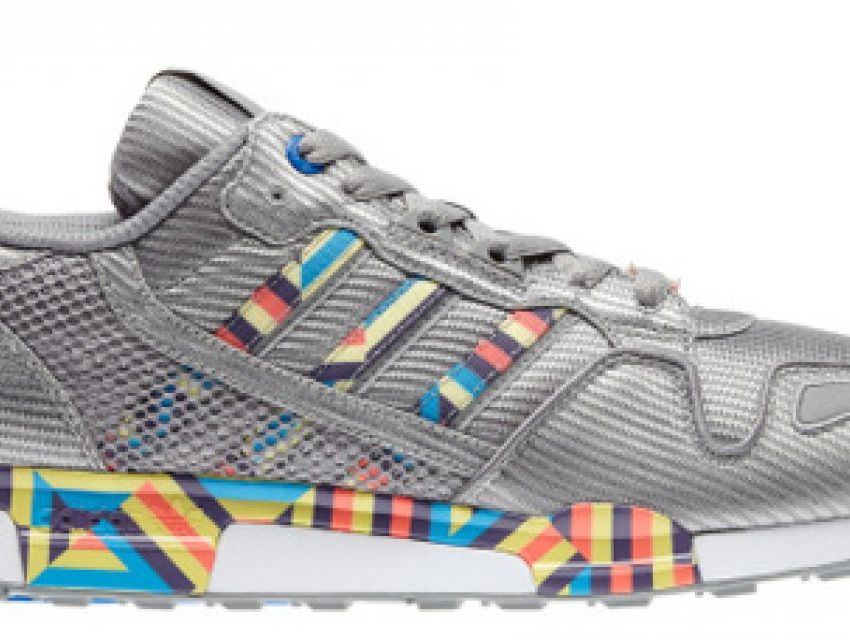 adidas’tan fütüristik ZX800